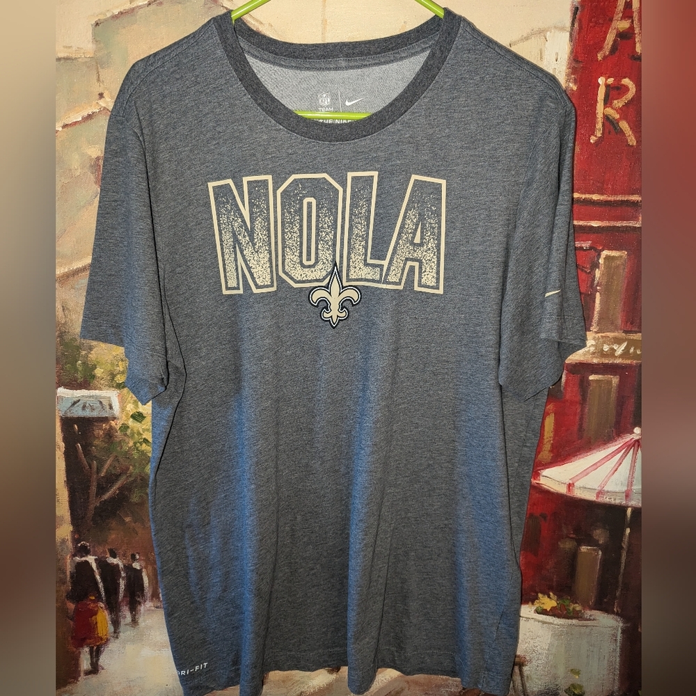 New Orleans Saints shirt